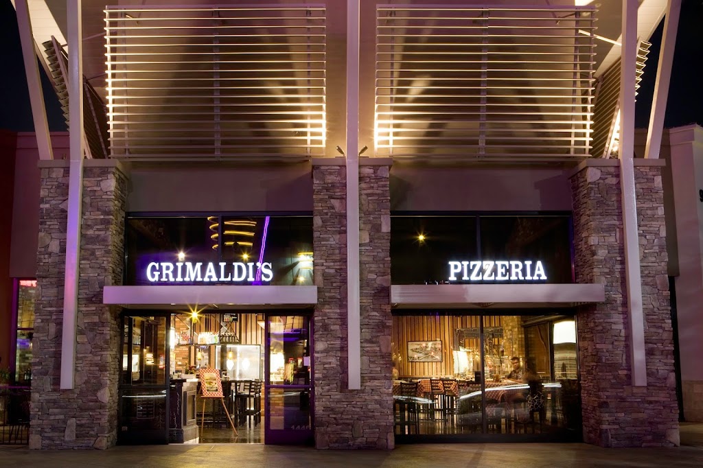 Grimaldis Pizzeria | 9788 W Northern Ave Ste 1440, Peoria, AZ 85345, USA | Phone: (623) 486-4455