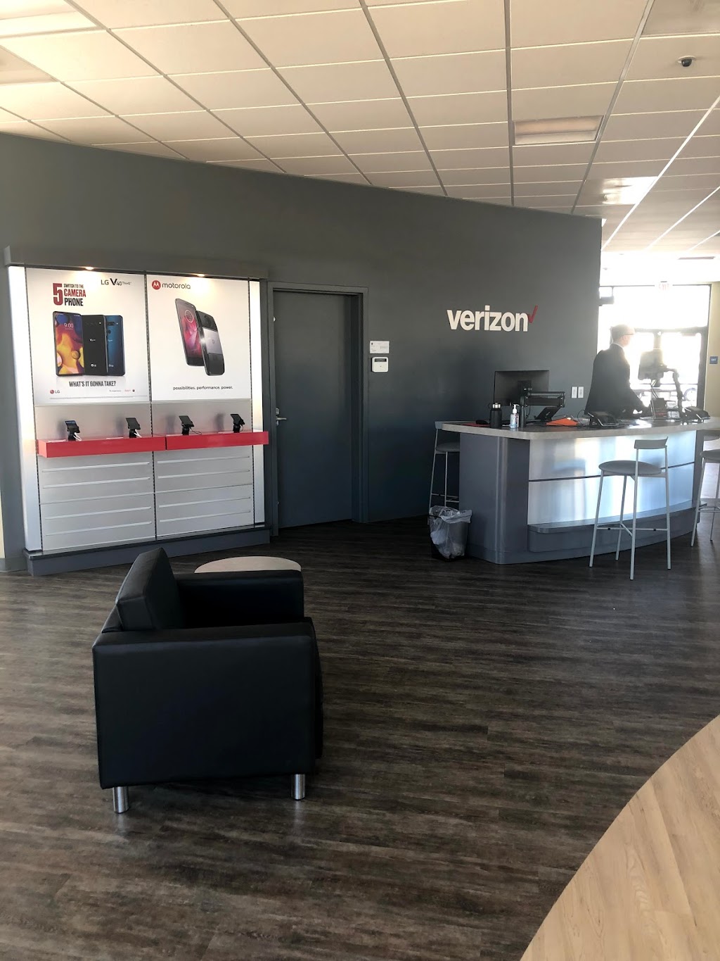 Verizon Authorized Retailer — Cellular Sales | 1668 S Riverside Ave, Rialto, CA 92376, USA | Phone: (909) 566-2720