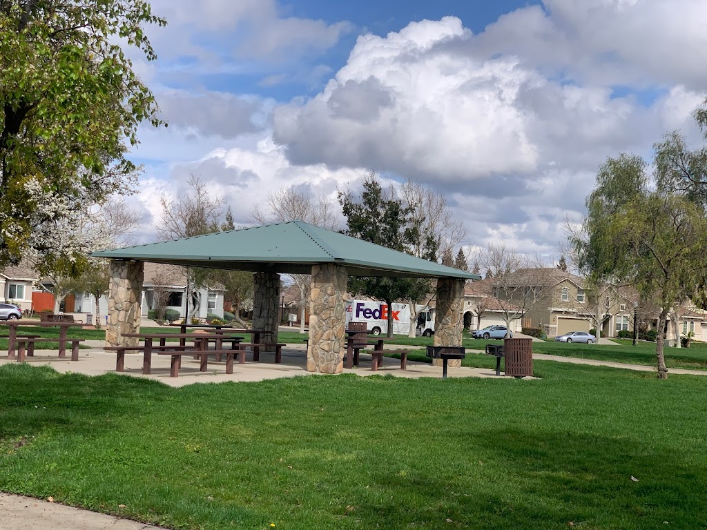 River View Park | 501 Forastera Cir, Sacramento, CA 95834, USA | Phone: (916) 808-5200