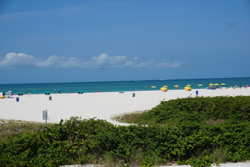 Treasure Shores Beach Club | 10360 Gulf Blvd, Treasure Island, FL 33706, USA | Phone: (727) 367-5989