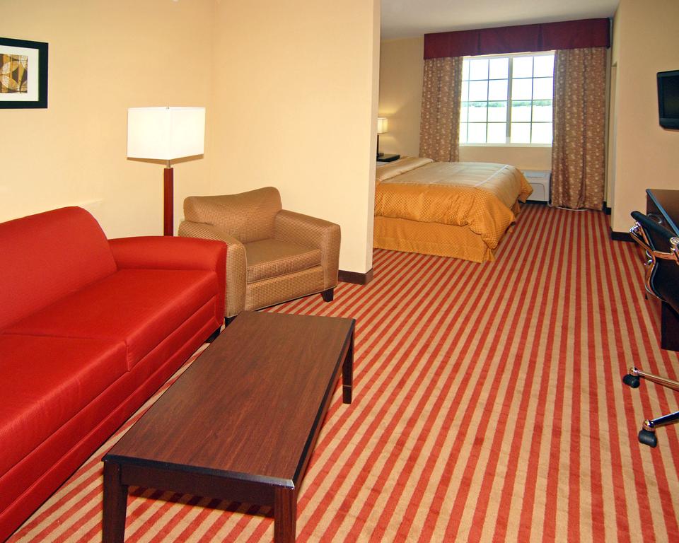 Hometown Executive Suites Bridgeport, TX | 2302 10th St, Bridgeport, TX 76426, USA | Phone: (940) 683-5777