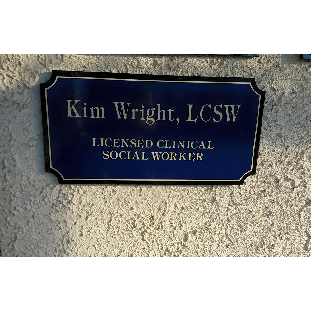 Kim Wright, LCSW | 203 Farm Ln, Doylestown, PA 18901, USA | Phone: (267) 888-7511