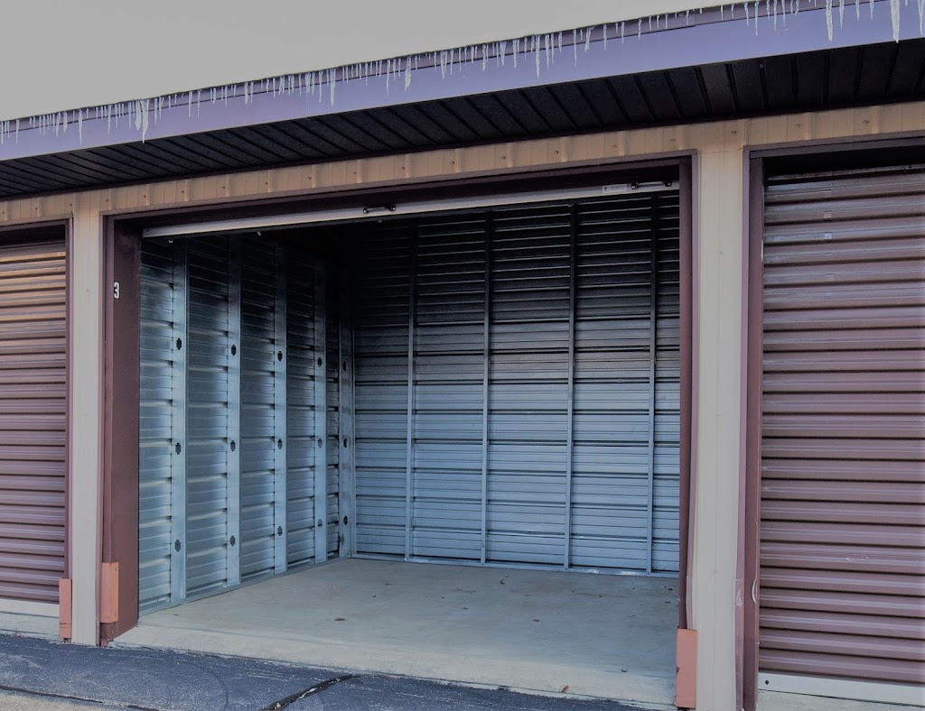 Chelsea Self Storage | 18000 Brown Dr, Chelsea, MI 48118, USA | Phone: (734) 475-8888