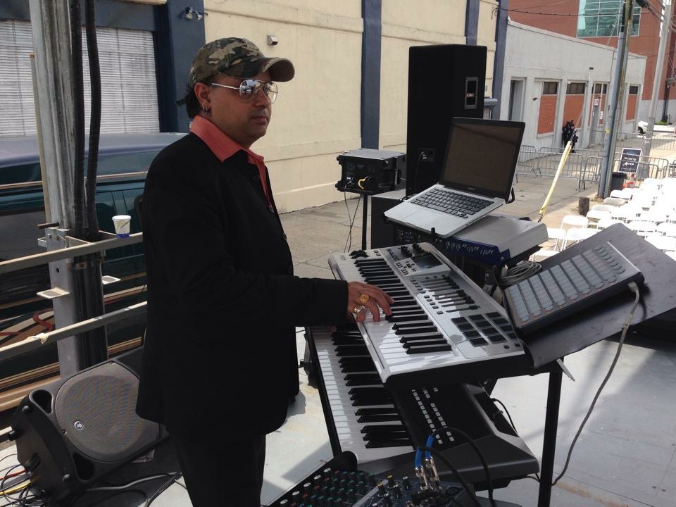 KEYBOARD PLAYER | 3486 Howard Blvd, Baldwin, NY 11510, USA | Phone: (646) 321-5983