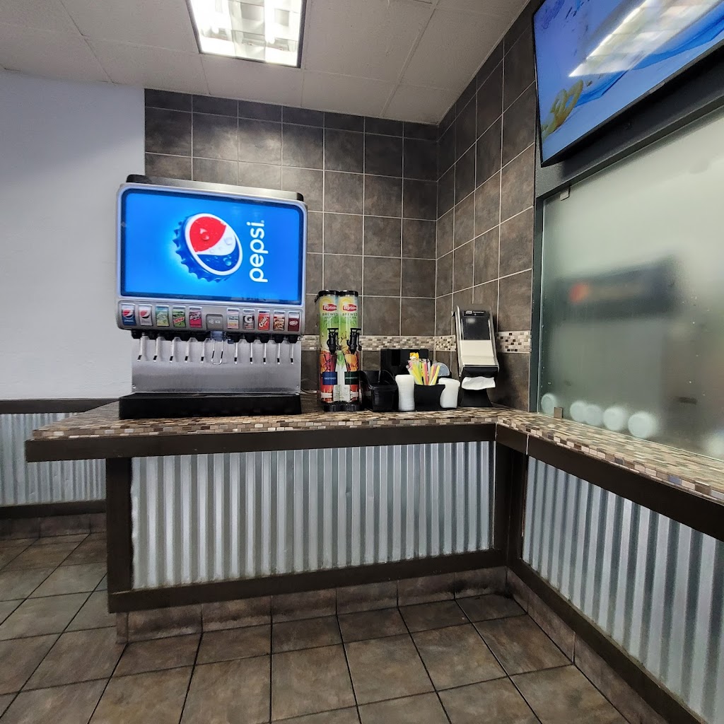 Fosters Freeze | 630 Academy Ave, Sanger, CA 93657, USA | Phone: (559) 875-8130