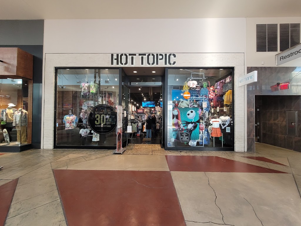 Hot Topic | 1 Mills Cir #202, Ontario, CA 91764, USA | Phone: (909) 727-5514