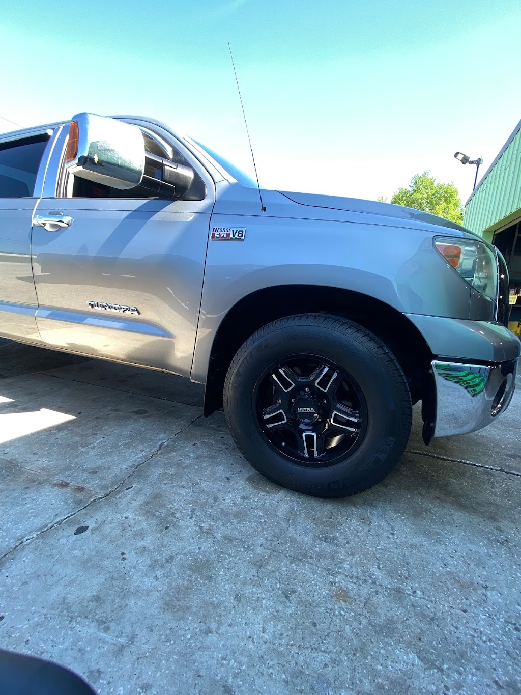 One Stop Tires Center 17146 E Colonial Dr, Orlando, FL 32820, USA