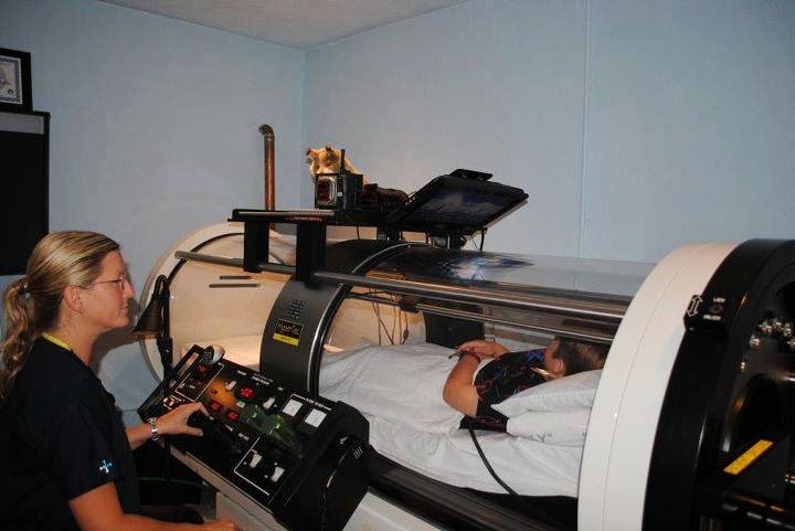 Hyperbaric Centers of Florida | 5610 6th St, Zephyrhills, FL 33542, USA | Phone: (813) 788-3969