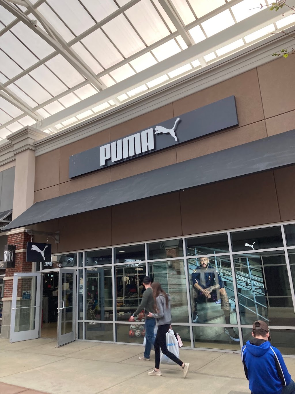 PUMA | Tanger Outlets Columbus, 400 S Wilson Rd Suit #440, Sunbury, OH 43074, USA | Phone: (740) 218-3930