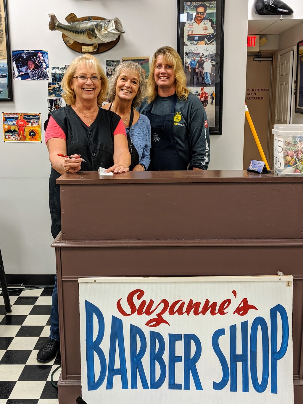 Suzannes Barber Shop | 1025 N Nova Rd, Daytona Beach, FL 32117, USA | Phone: (386) 238-1347