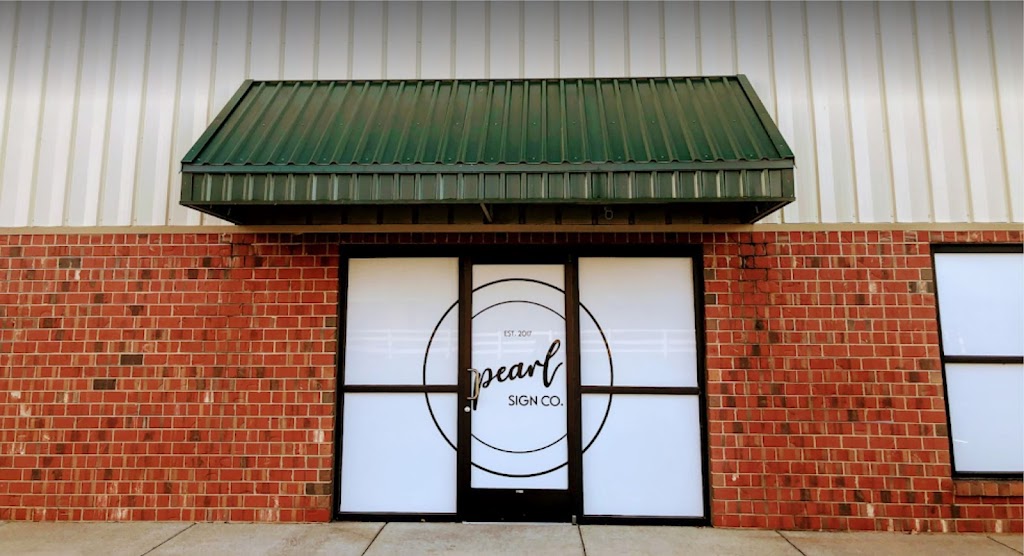 Pearl Sign Co | 8670 Orf Rd, Lake St Louis, MO 63367, USA | Phone: (636) 856-1475