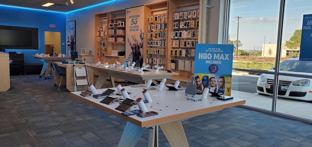 AT&T Store | 11911 Alamo Ranch Pkwy Ste 135, San Antonio, TX 78253, USA | Phone: (210) 998-6454