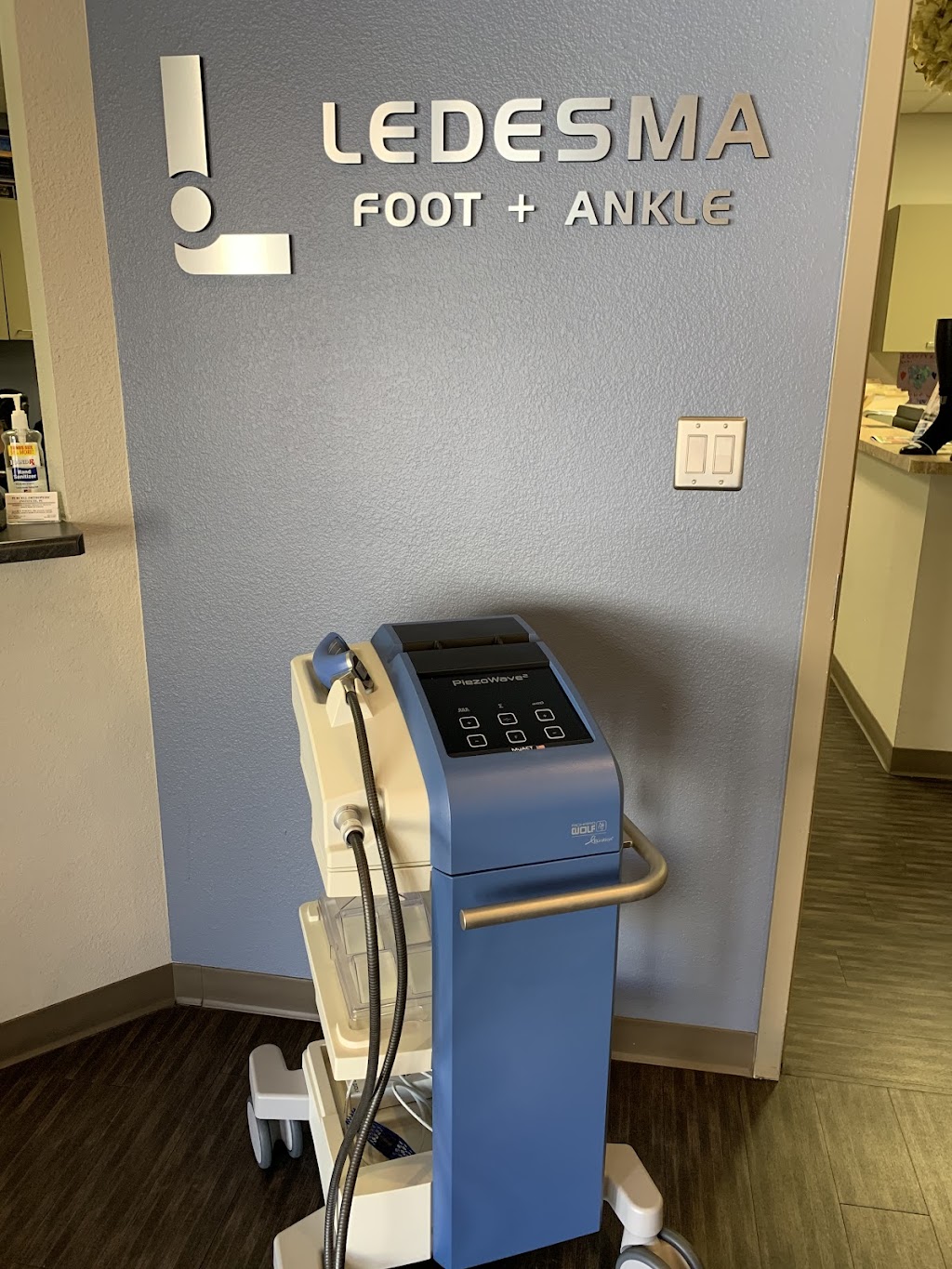 Ledesma Foot & Ankle-Paul V. Ledesma, DPM | 4921 E Bell Rd #205, Scottsdale, AZ 85254, USA | Phone: (602) 753-9403