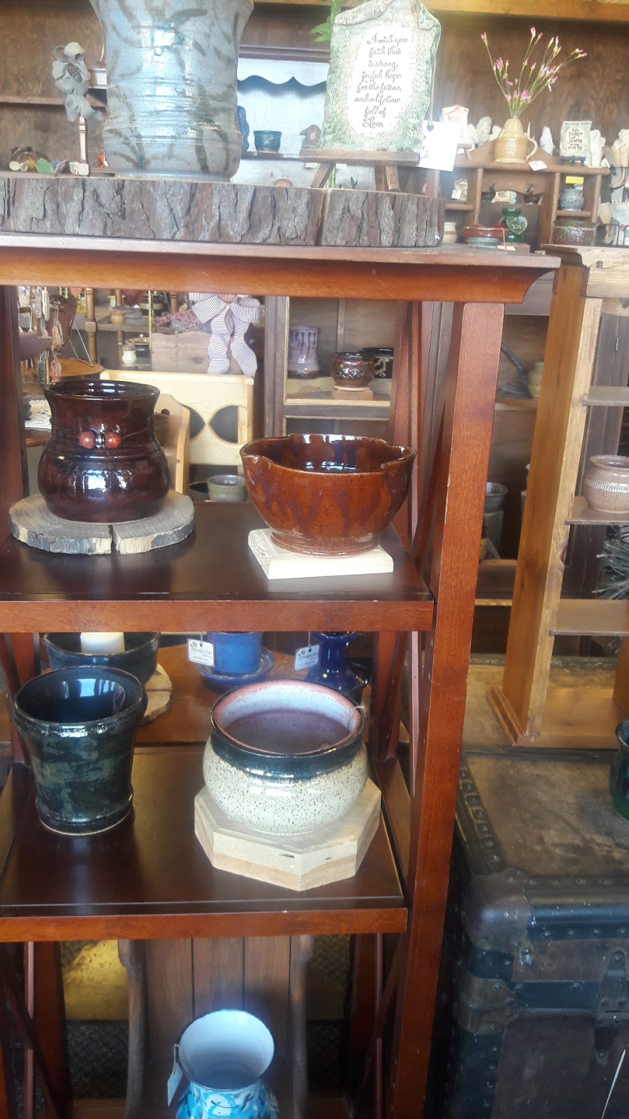 Muddy Rose Pottery | 2475 Brodhead Rd, Aliquippa, PA 15001, USA | Phone: (412) 583-0764