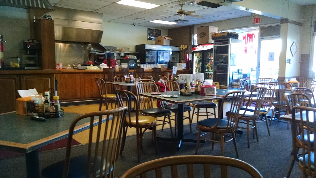 Mr Poor Boy Restaurant | 10202 Jefferson Hwy, River Ridge, LA 70123, USA | Phone: (504) 737-1170