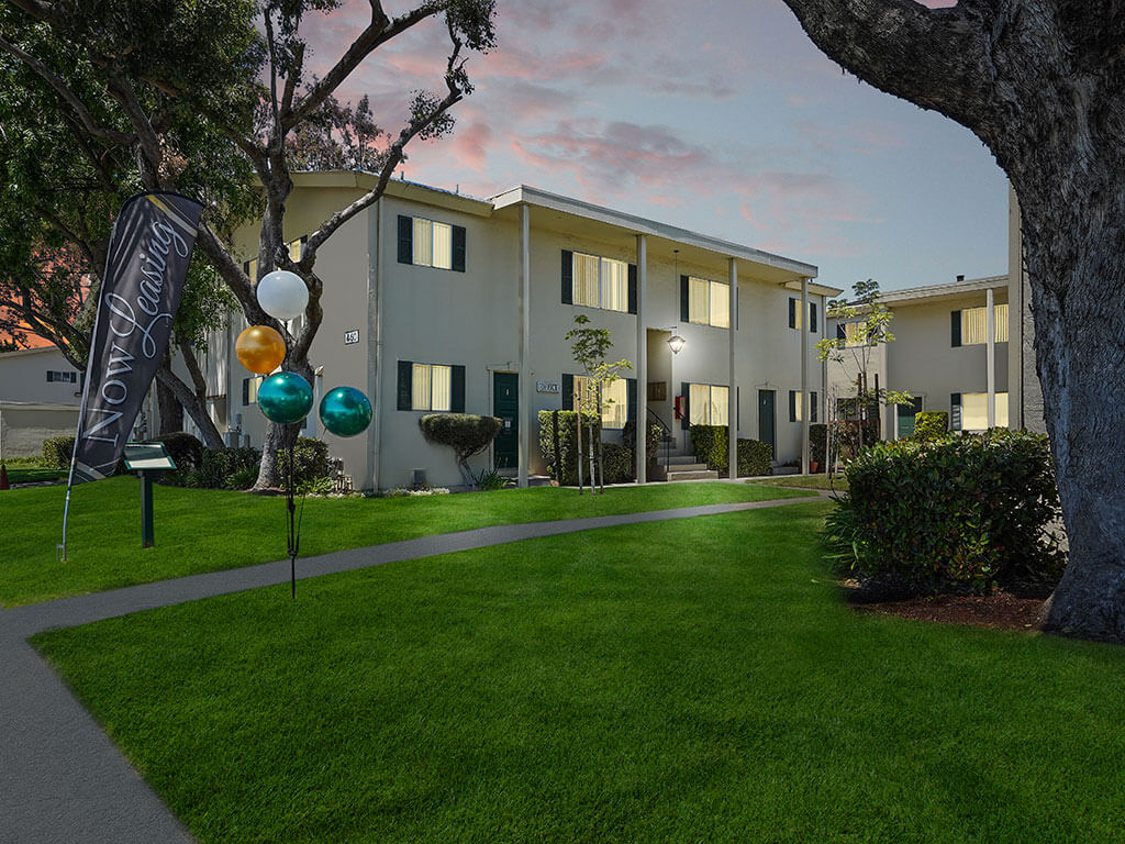 Colonial Garden Apartments | 460 N Humboldt St #1, San Mateo, CA 94401, USA | Phone: (833) 357-4205