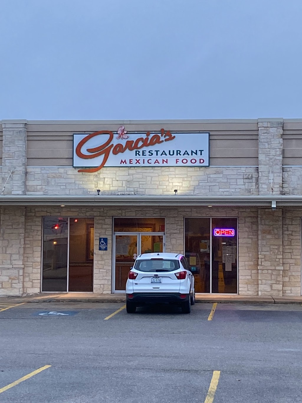 Garcias Mexican Food Restaurant | 1711 S Colorado St, Lockhart, TX 78644 | Phone: (512) 398-2822