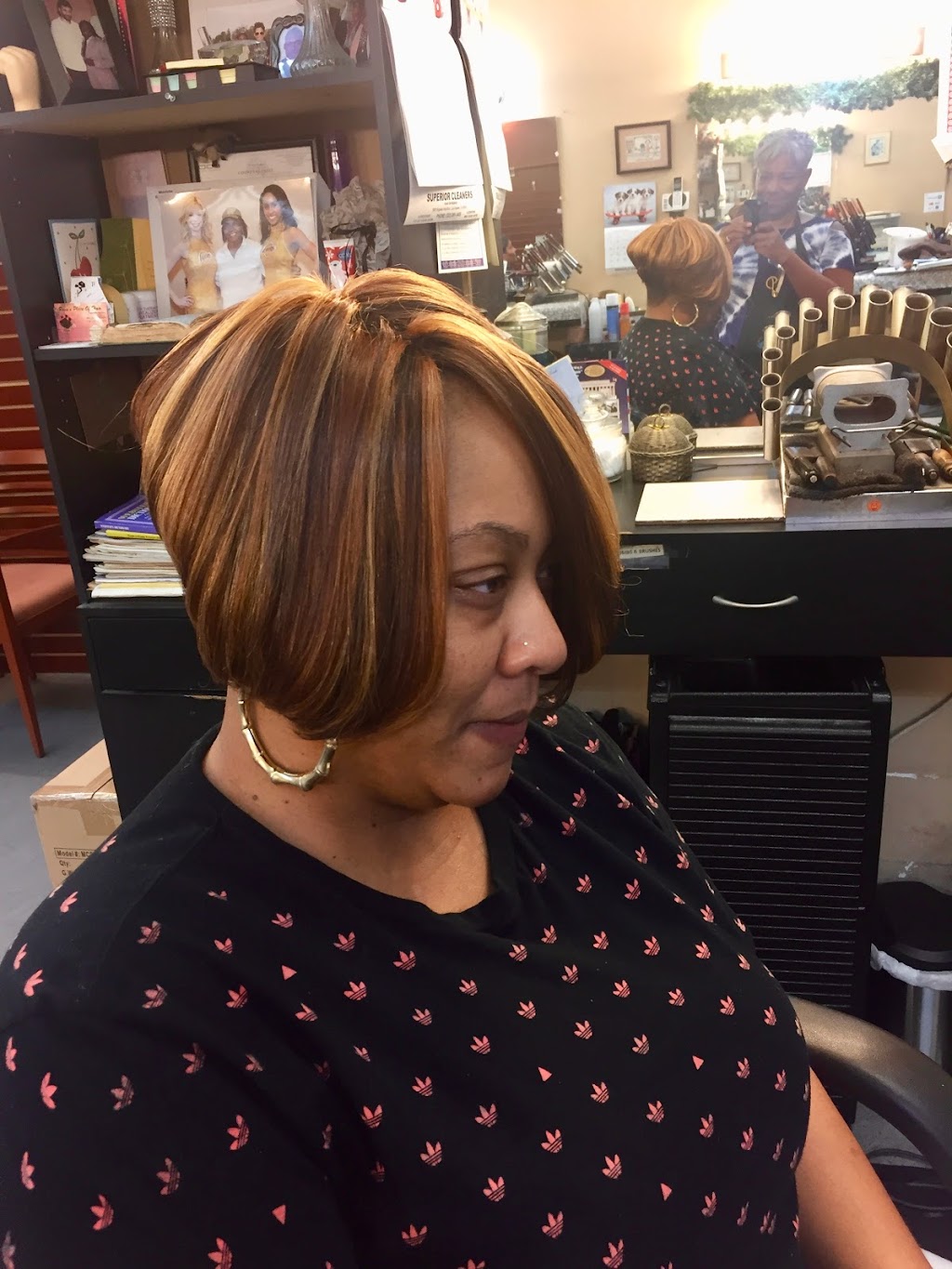 LaDifference Hair Salon | 7417 S Crenshaw Blvd, Los Angeles, CA 90043, USA | Phone: (323) 751-3345