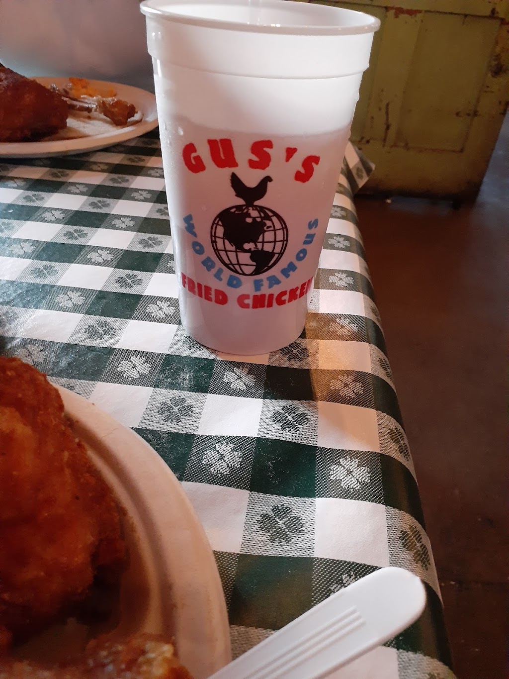 Guss World Famous Fried Chicken | 787 Goodman Rd E, Southaven, MS 38671, USA | Phone: (662) 349-2200