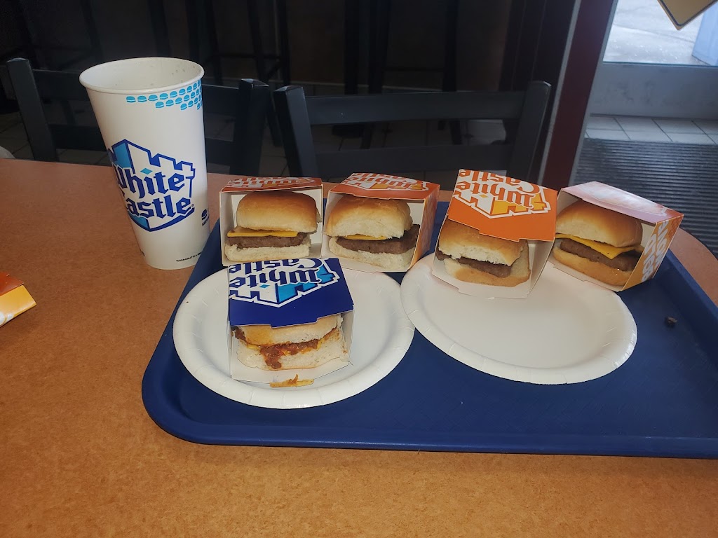 White Castle | 12006 Dixie Hwy, Louisville, KY 40272, USA | Phone: (502) 937-3633