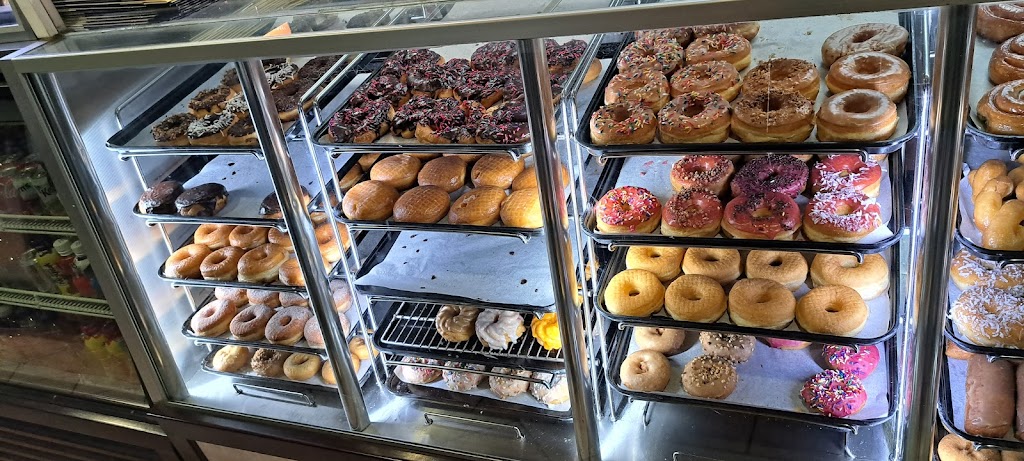 Yum Yum Donuts | 924 S Santa Fe Ave, Vista, CA 92084, USA | Phone: (760) 726-1391