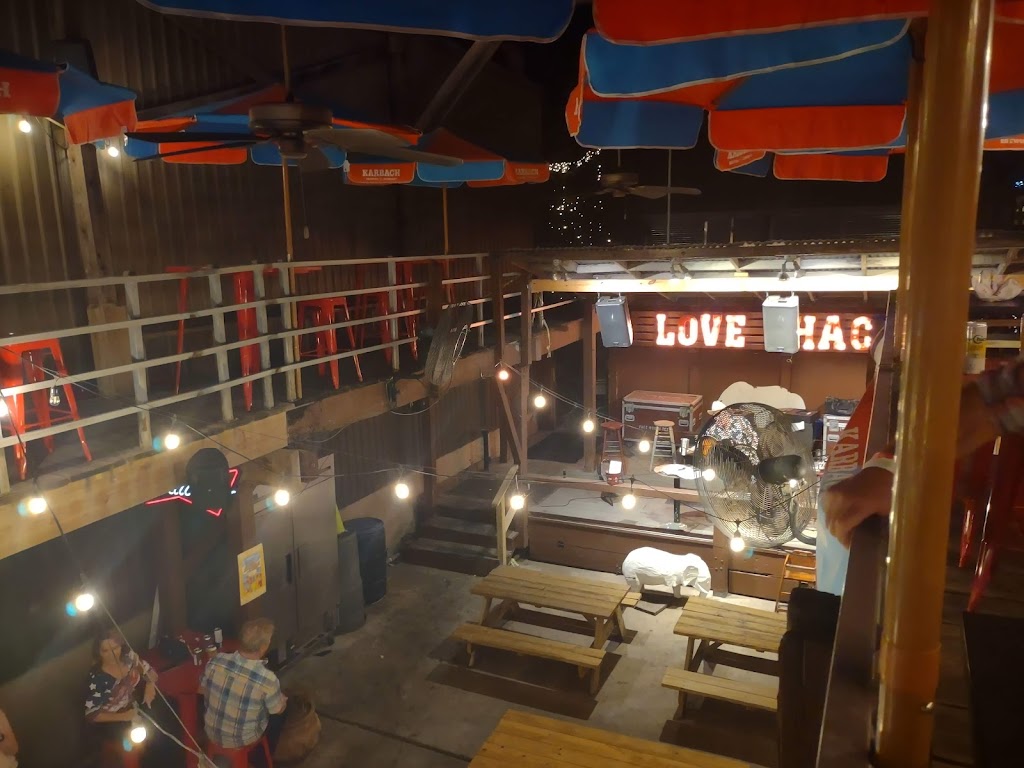 Love Shack | 110 E Exchange Ave, Fort Worth, TX 76164, USA | Phone: (817) 740-8812