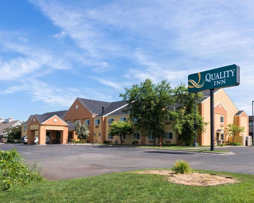 Quality Inn | 17605 Kenrick Ave, Lakeville, MN 55044, USA | Phone: (952) 898-3700