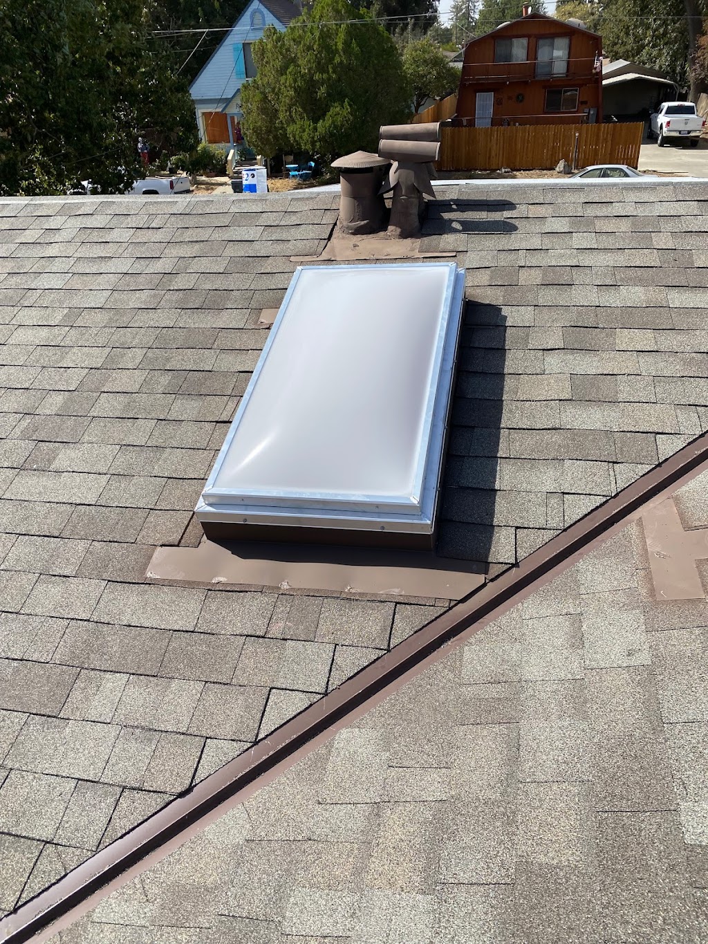 Alonsos Roofing | 1048 Barnes Cir, Woodland, CA 95776, USA | Phone: (530) 867-3431