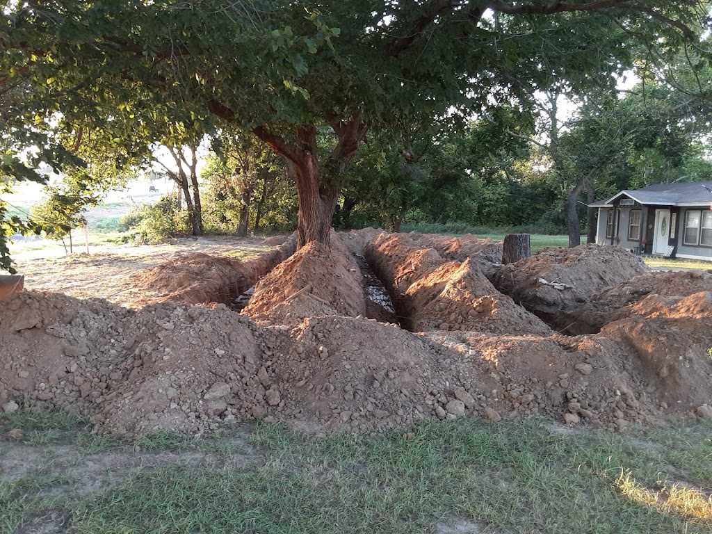 The Seldom Seen Cemetery | 3726 US-287, Alvord, TX 76225, USA | Phone: (817) 480-3128