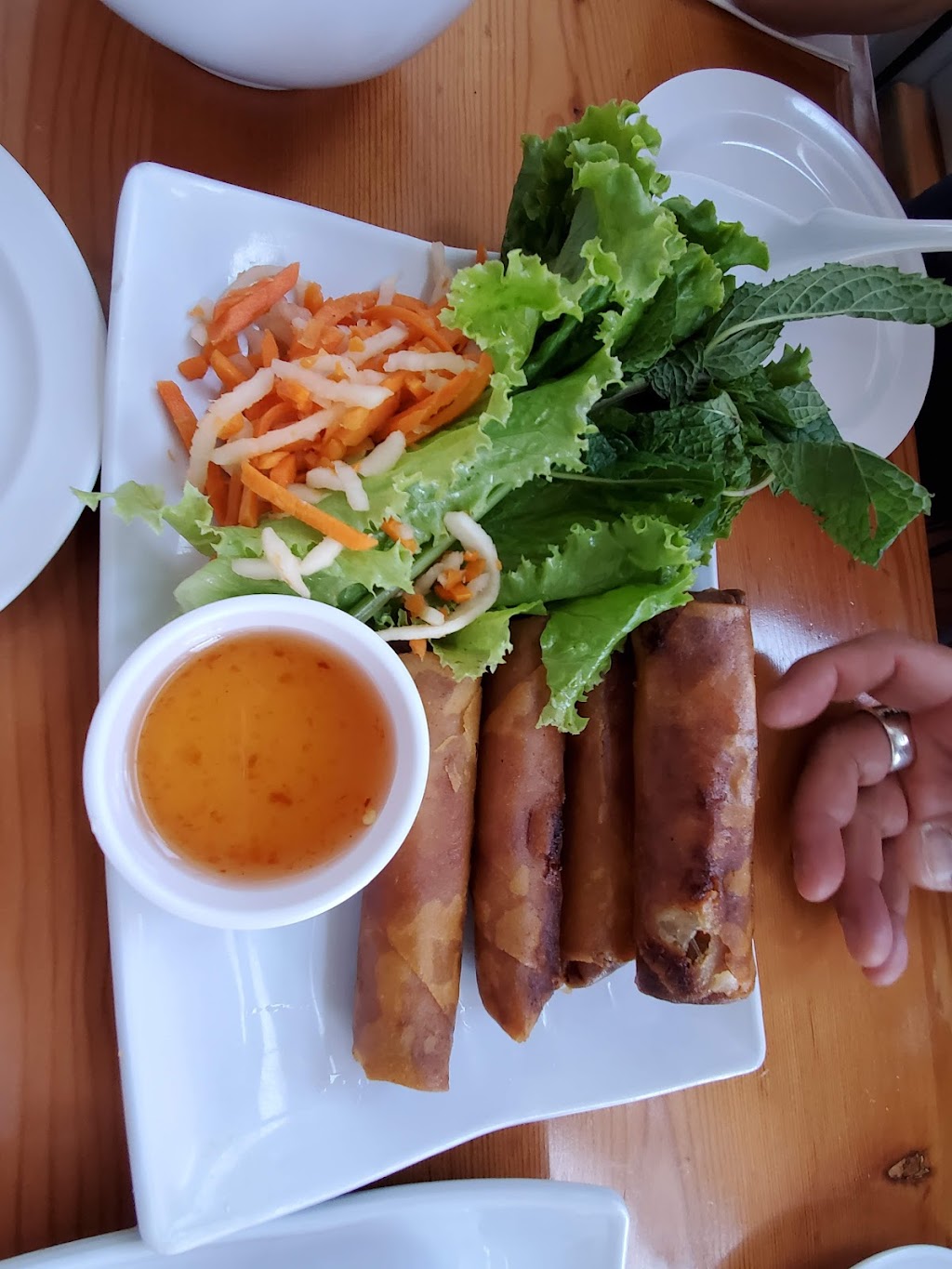 Nong La Cafe | 2055 Sawtelle Blvd, Los Angeles, CA 90025, USA | Phone: (310) 268-1881