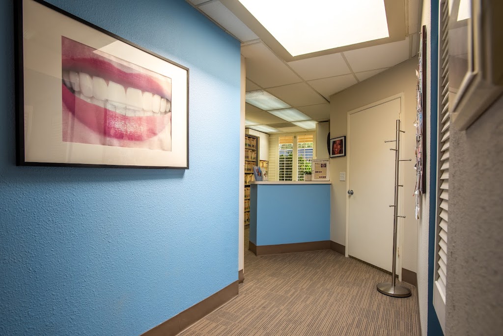 Harry Ringer DDS | 1530 Baker St Suite F, Costa Mesa, CA 92626, USA | Phone: (714) 545-4958