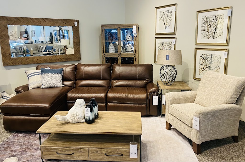 La-Z-Boy Home Furnishings & Décor | 20393 N Rand Rd Suite 126, Kildeer, IL 60074, USA | Phone: (847) 796-7081