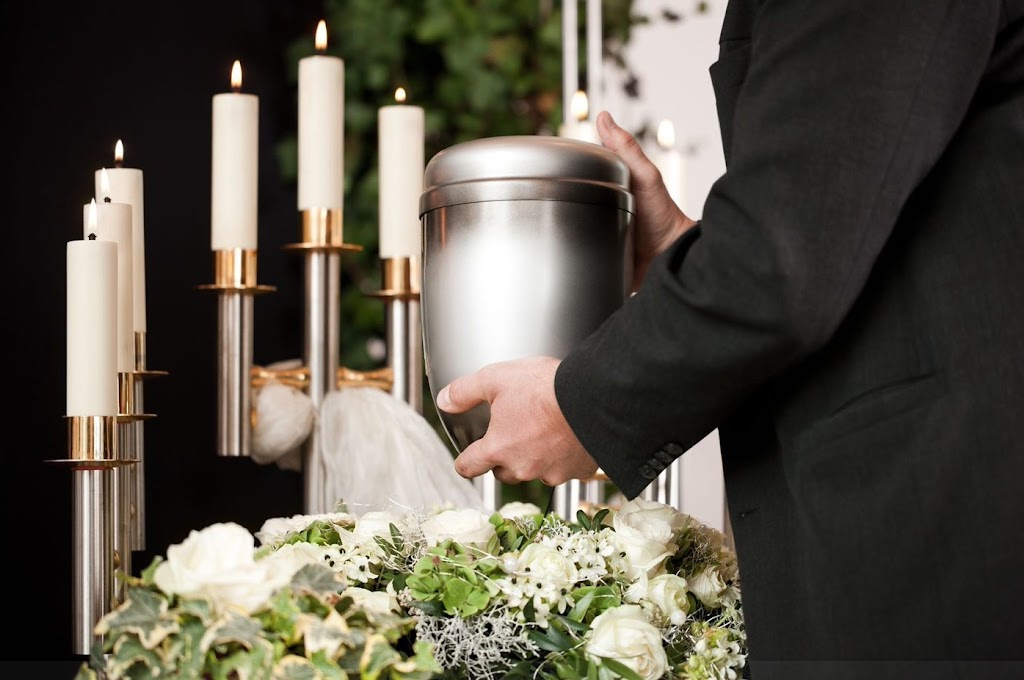 Mueller Funeral Home | 6791 Tylersville Rd, Mason, OH 45040, United States | Phone: (513) 398-9100