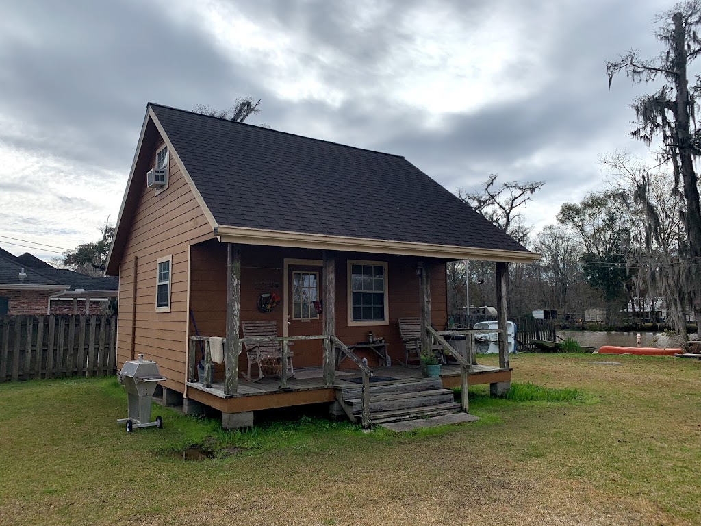 Cajun Cabin Bayou Corne | Sportsmans Dr, Belle Rose, LA 70341, USA | Phone: (985) 252-8700