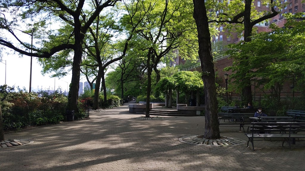 Peter Detmold Park | 454 E 51st St, New York, NY 10022, USA | Phone: (212) 639-9675