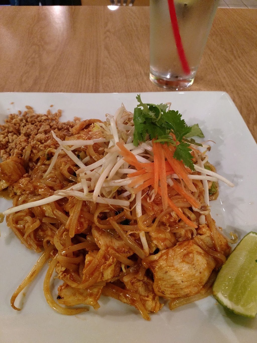 Ginger Thai Restaurant | 6434 E Mockingbird Ln Ste 111, Dallas, TX 75214 | Phone: (214) 887-6175