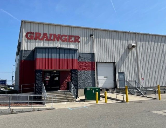 Grainger Industrial Supply | 25940 Groesbeck Hwy, Warren, MI 48089, USA | Phone: (800) 472-4643