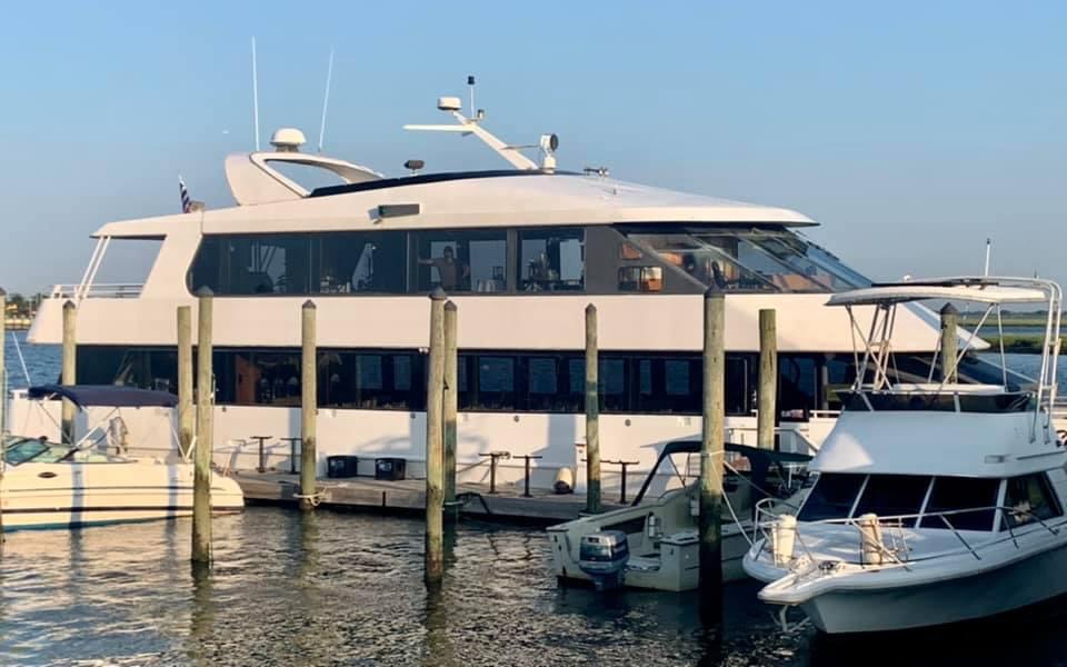 Sapphire Yacht Charters | 11 Richmond St, Freeport, NY 11520, USA | Phone: (516) 442-4614