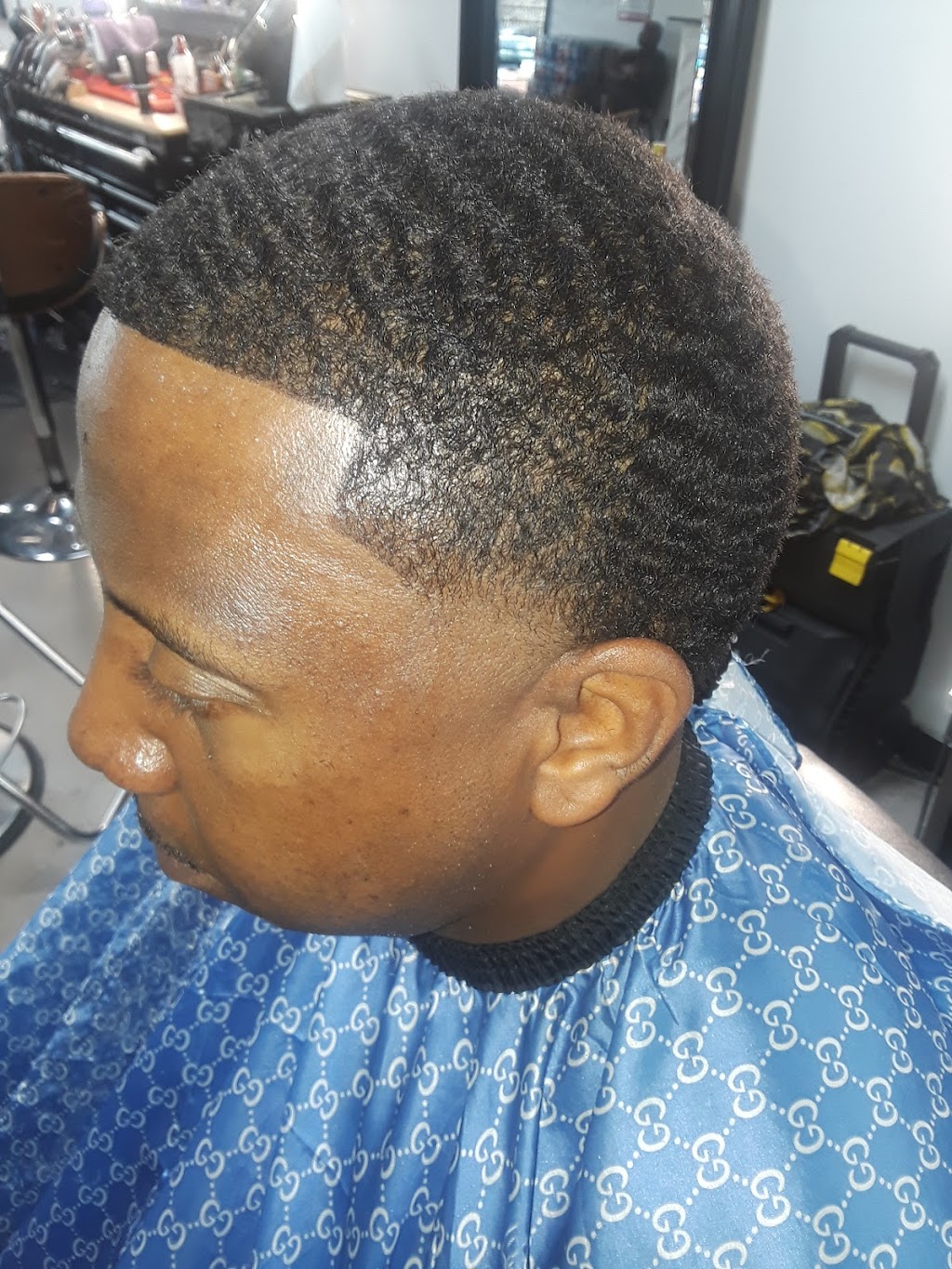 Da Barber Lounge | 2505 E Arkansas Ln Suite 123, Arlington, TX 76010, USA | Phone: (214) 715-0351