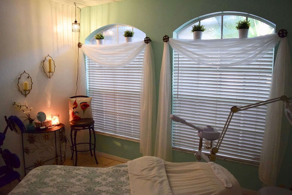 Essentials Spa Of Sarasota (Clark Road) | 5959 Approach Rd, Sarasota, FL 34238, USA | Phone: (941) 343-2985