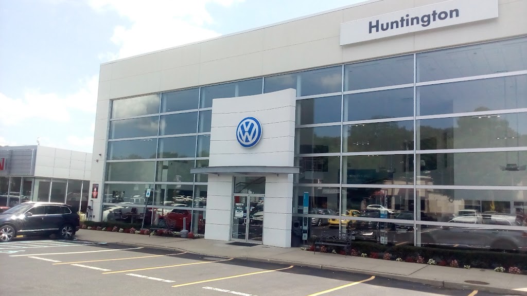 Volkswagen of Huntington | 838 E Jericho Turnpike, Huntington Station, NY 11746, USA | Phone: (631) 406-5633