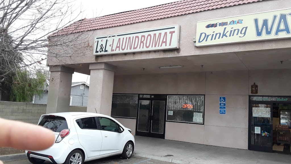 L & L Laundromat | 1432 N Cedar Ave, Fresno, CA 93703, USA | Phone: (559) 251-8302