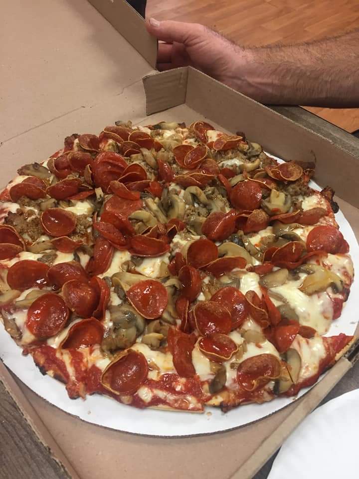 Pizzaronis Pizza | 12998 National Rd SW, Etna, OH 43062 | Phone: (740) 927-7500