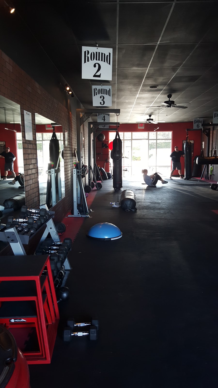 9Round Kickboxing | 2115 E Arbors Dr #160, Charlotte, NC 28262, USA | Phone: (980) 224-8512