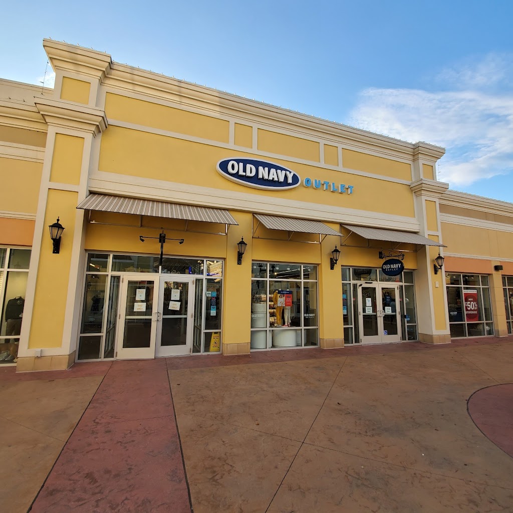 Old Navy Outlet | 1155 Buck Creek Rd Suite 700, Simpsonville, KY 40067, USA | Phone: (502) 205-8353