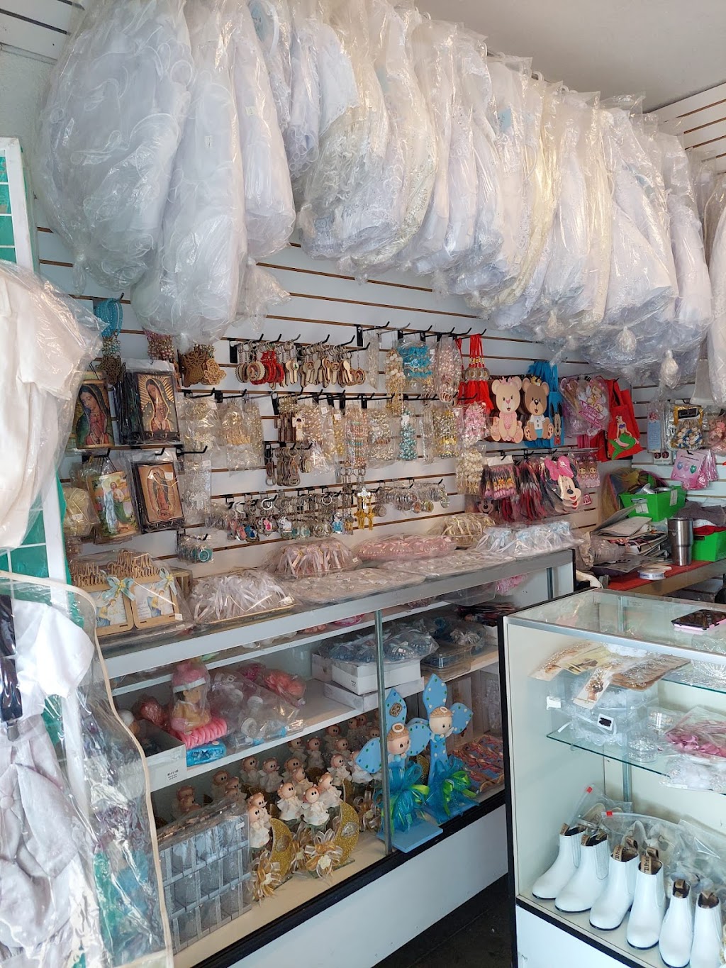 Lauritas Baby Boutique EL REMATITO LOCAL 47, 3113 Crows Landing Rd