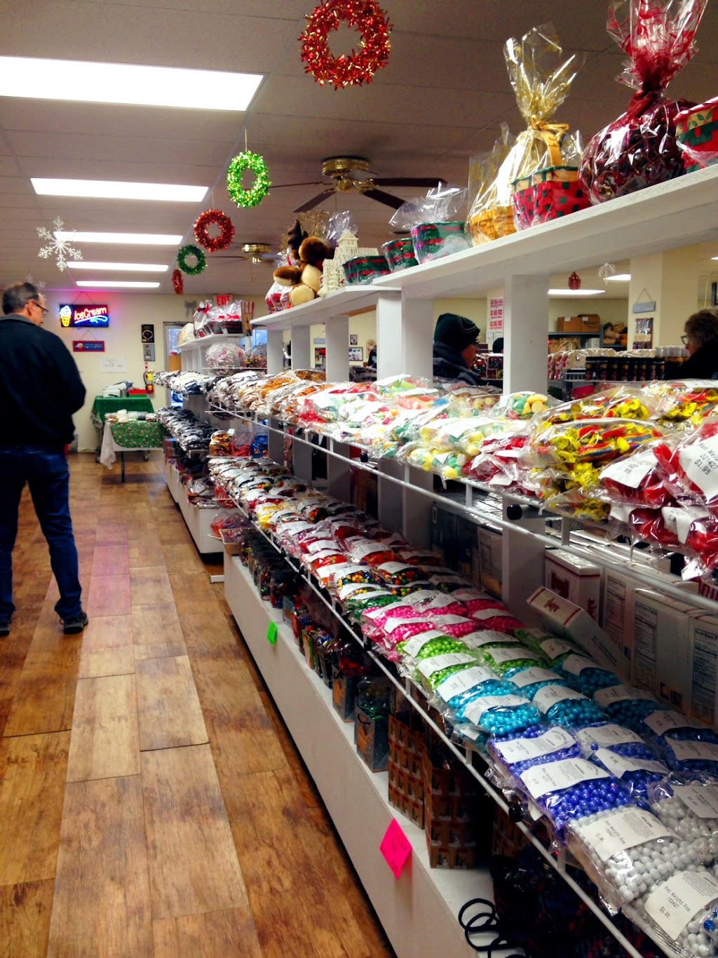 Bakers Candies | 831 S Baker St, Greenwood, NE 68366, USA | Phone: (402) 789-2700