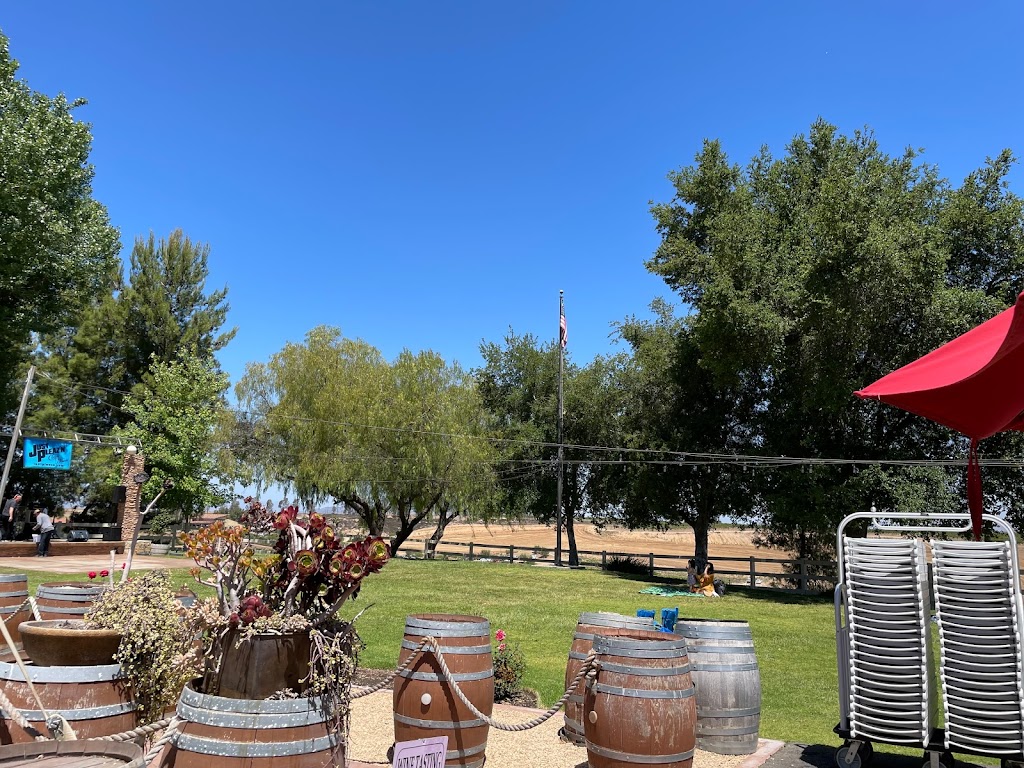 Bel Vino Winery | 33515 Rancho California Rd, Temecula, CA 92591, USA | Phone: (951) 676-6414