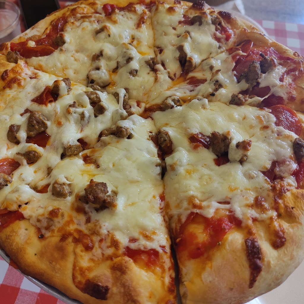 Adrianos Pizza Grotto | 5005 Willows Rd STE 211, Alpine, CA 91901, USA | Phone: (619) 659-8311