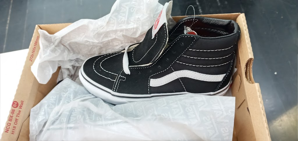 Shoe Palace | 20 City Blvd W, Orange, CA 92868, USA | Phone: (714) 978-2577